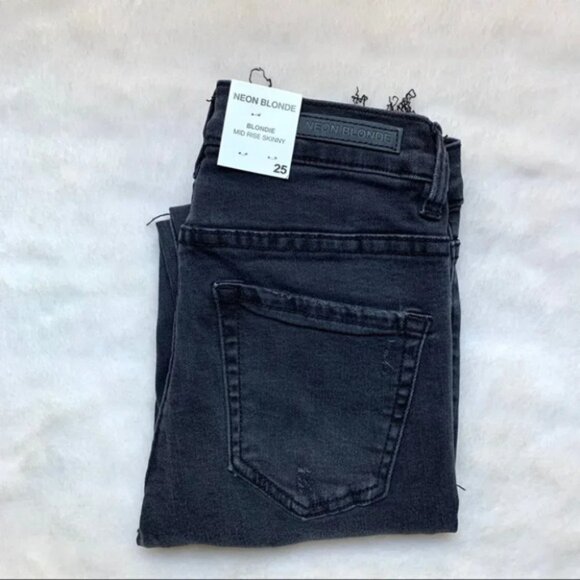 NEON BLONDE Skinny Jeans Distressed Raw hem Black Denim High rise waist Size 25 - Picture 4 of 14